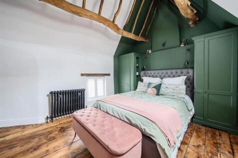 Pear Tree Cottage, 12 Blakesley Hill Greens Norton