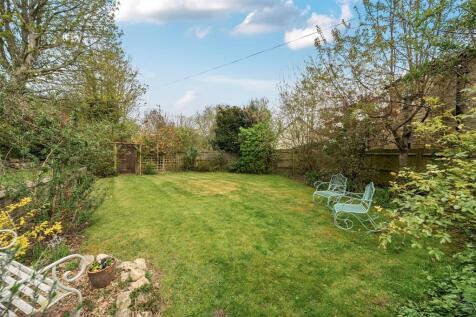 Pear Tree Cottage, 12 Blakesley Hill Greens Norton