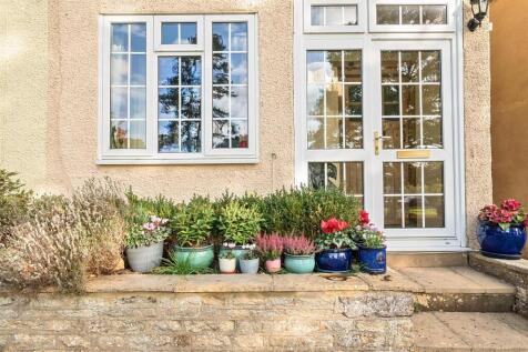 4 The Green, Lois Weeden NEW (15).jpg