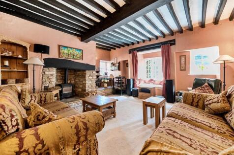 Rectory Cottage, 21 Hartwell Road, Aston (4).jpg
