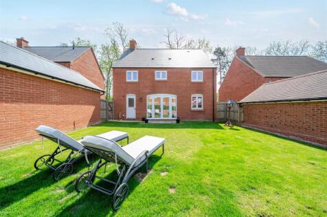 32 Tanters Road, Towcester