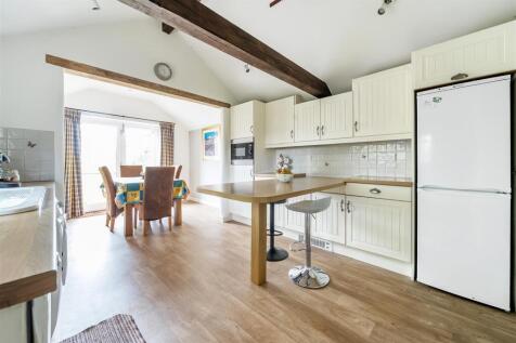 The White Cottage, 21 Wappenham Road, Abthorpe