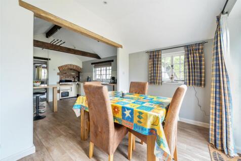 The White Cottage, 21 Wappenham Road, Abthorpe