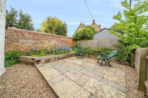 The White Cottage, 21 Wappenham Road, Abthorpe