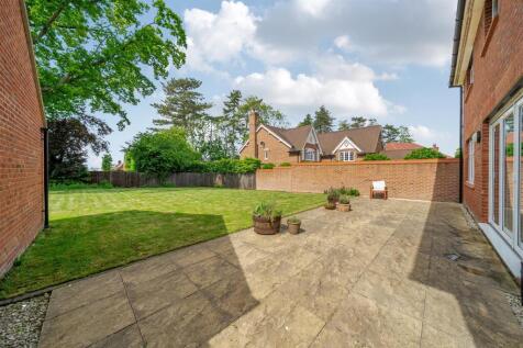 2 Sharpe Street, Towcester