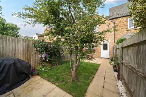 10 Northampton Road, Litchborough
