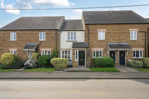 10 Northampton Road, Litchborough