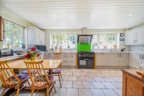 1 Showsley Road, Showsley