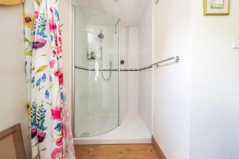 1 Showsley Road, Showsley