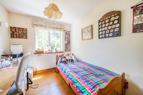 1 Showsley Road, Showsley