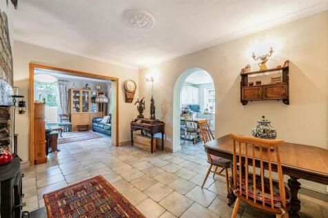 1 Showsley Road, Showsley