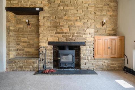 Englenook, 20 High Street, Paulerspury (22).jpg
