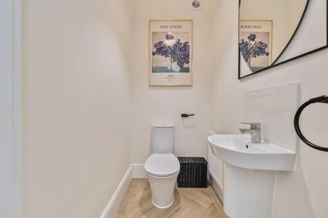 2 Tollgate Close, Towcester (22).jpg