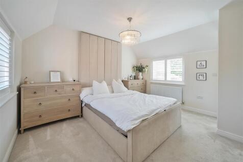 2 Tollgate Close, Towcester (31).jpg