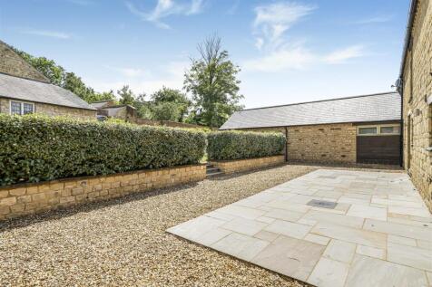 The Stables, 3a Gayton Road, Blisworth (53).JPG
