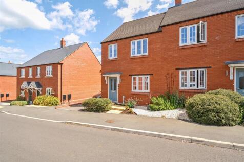47 Saxon Way, Towcester (2).jpg