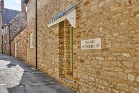 The Old Schoolhouse, 1 Castle Lane, Towcester (20)