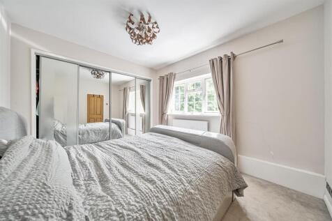 White Rose Farmhouse, Potterpury Lodge, Potterspur