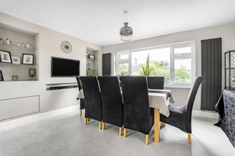 Langleys, 6 Deans Row, Gayton