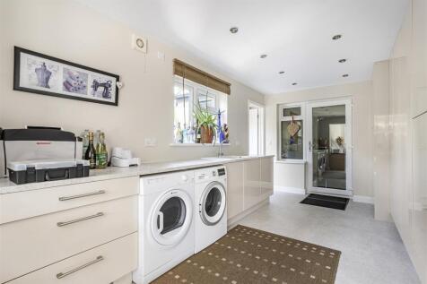 Langleys, 6 Deans Row, Gayton