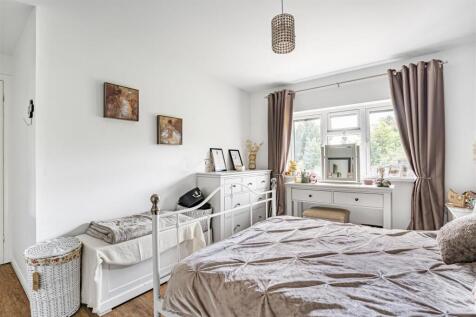 Langleys, 6 Deans Row, Gayton