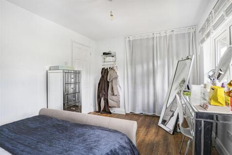 Langleys, 6 Deans Row, Gayton