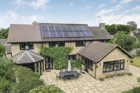 Langleys, 6 Deans Row, Gayton
