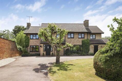 Langleys, 6 Deans Row, Gayton