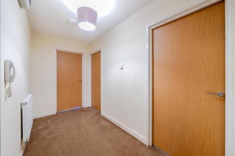 69 Reffield Close