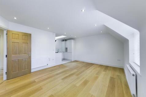 12 Whittons Lane - Living Room.jpg