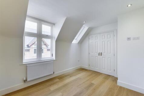 12 Whittons Lane - Bedroom 1.jpg