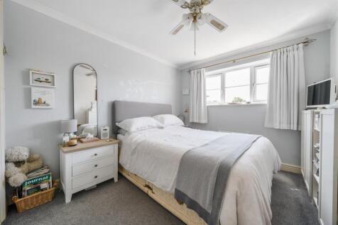 50 High Street, Whittlebury