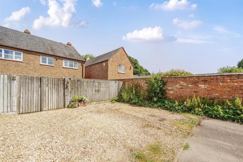 50 High Street, Whittlebury