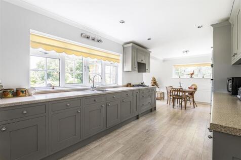 Penmere, 9 St. Marys Court, Gayton (40).JPG