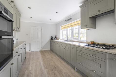 Penmere, 9 St. Marys Court, Gayton (42).JPG