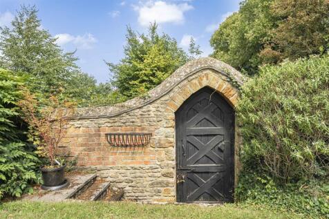 Penmere, 9 St. Marys Court, Gayton (48).JPG