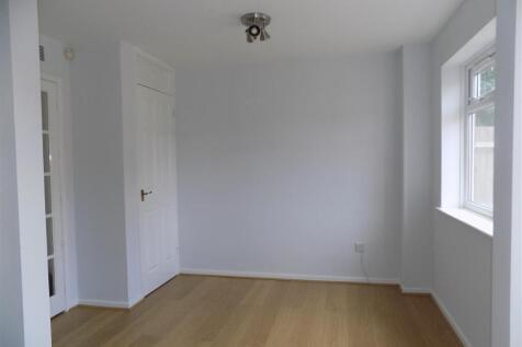 2 Hazley Walk - Dining.JPG