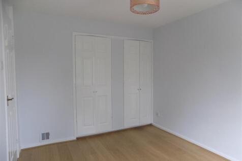 2 Hazley Walk - Bed 1 (1).JPG