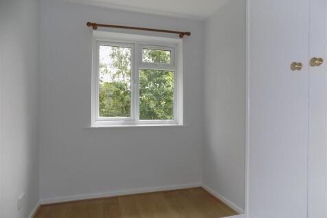 2 Hazley Walk - Bed 3.JPG