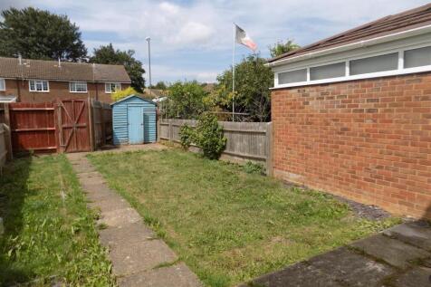 2 Hazley Walk - Garden.JPG