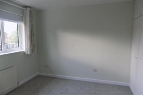 Bed 1.JPG