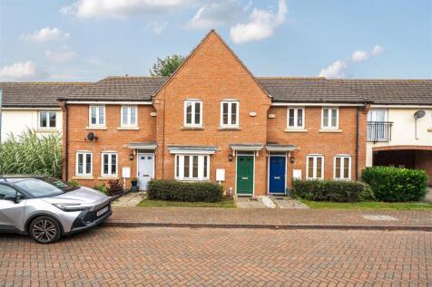 99 Alchester Court, Towcester (12).jpg