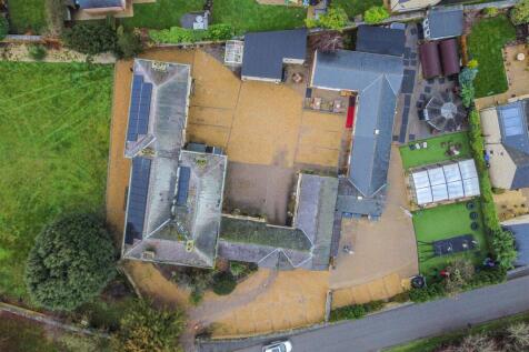 Potterspury House, Potterspury