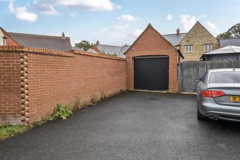 12 Timms Lane, Silverstone (8).jpg
