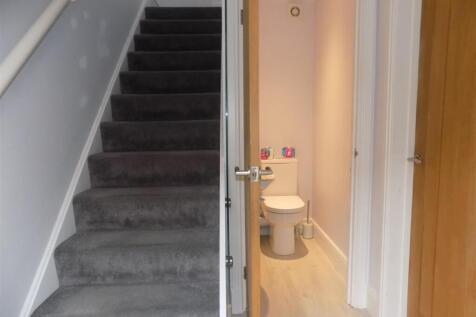 Mount Cottage - Hall &amp; Wc.JPG