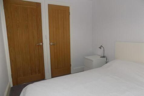 Mount Cottage - Bed 1 (1).JPG