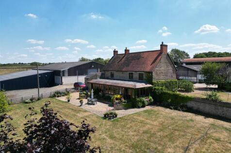 Rear of house - Page 11.JPG