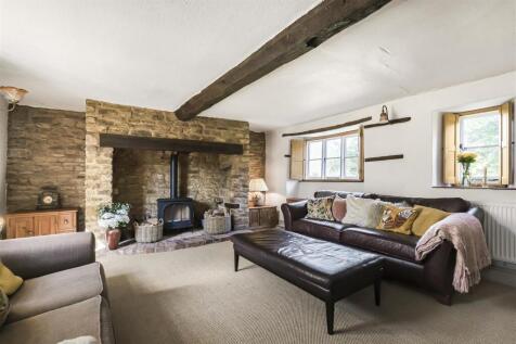 Lower End Farmhouse, 10 High Street South, Tiffiel