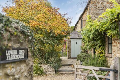 Lower End Farmhouse, 10 High Street South, Tiffiel