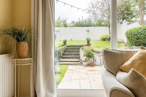 4 Acorn Way, Silverstone